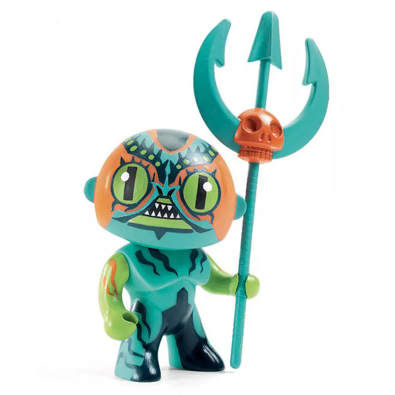 A kids' puppet show featuring a Djeco Arty Toys Globular character wielding a spear and a skull.